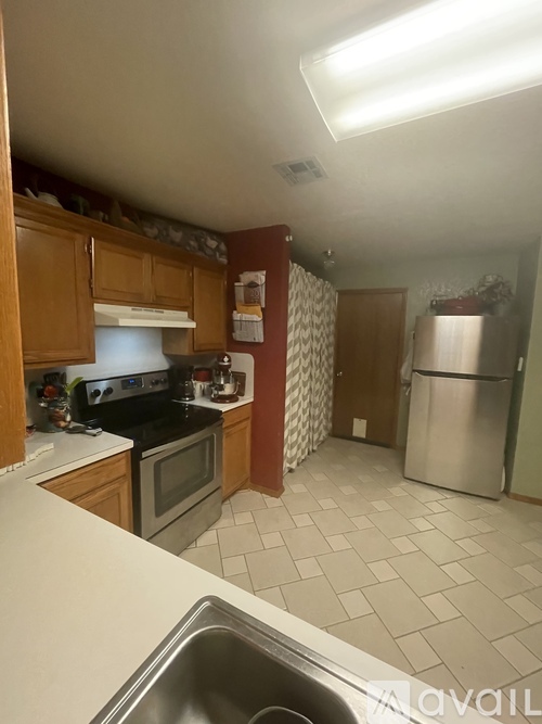 432 Addington 3 Beds Single Family Home for Rent - Photo gallery 3