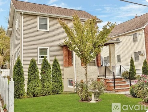 7 Hopper Street 1 Apartment for Rent