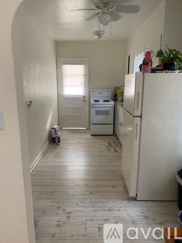 23 S San Remo Ave 2 Beds Apartment for Rent