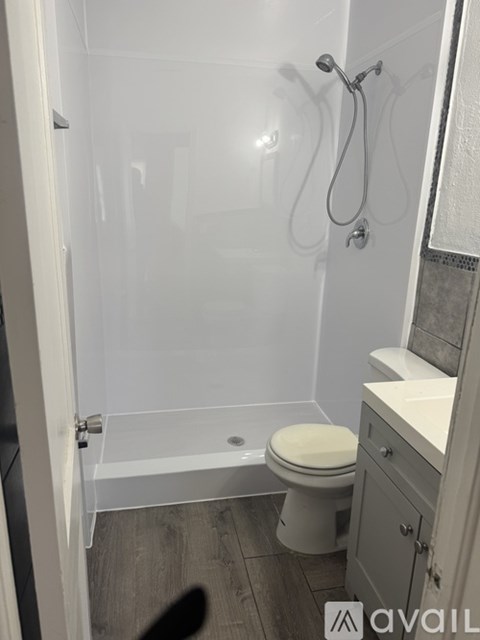 23 S San Remo Ave 2 Beds Apartment for Rent