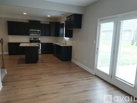 5935 Honeycrisp Rd 4 Beds Apartment for Rent