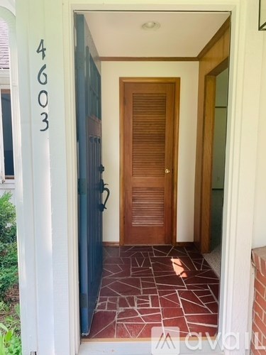 4603 North Corrigan Road 3 Beds Apartment for Rent
