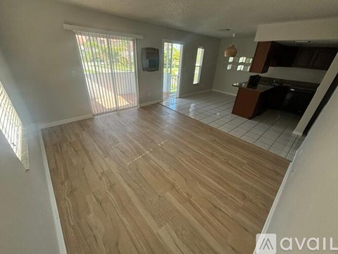 1702 Gulfstream Avenue 2 Beds Apartment for Rent