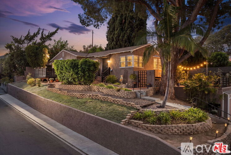 1001 Farnam Street 1 Single Family Home for Rent - Photo gallery 1