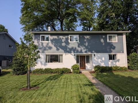 9834 Cherry Tree Lane 4 Beds Apartment for Rent