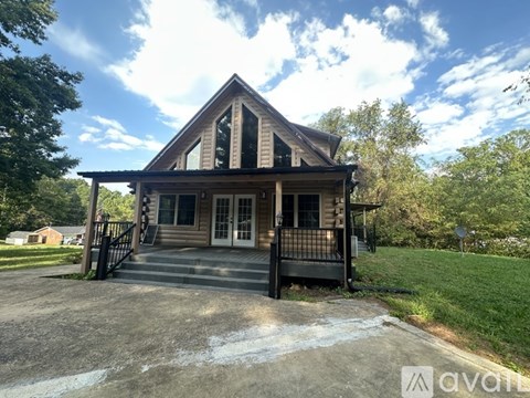 173 Price Road 3 Beds Apartment for Rent