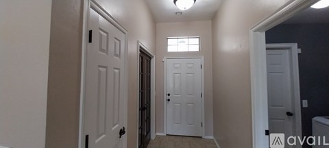 808 Canyon Dr 4 Beds Apartment for Rent