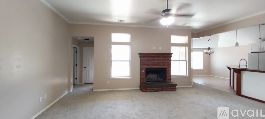 808 Canyon Dr 4 Beds Single Family Home for Rent - Photo gallery 4