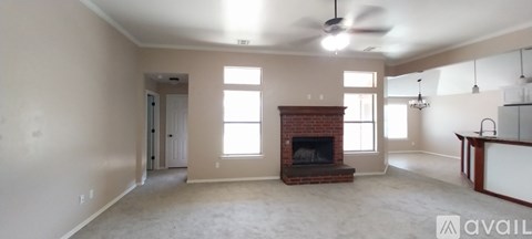 808 Canyon Dr 4 Beds Apartment for Rent