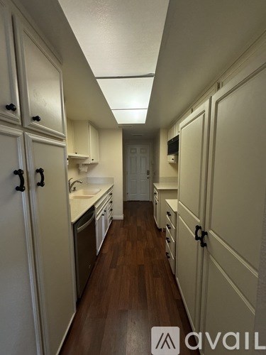 2174 Catalpa Court 2 Beds Apartment for Rent