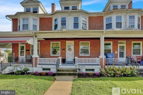 2036 Cleveland Avenue 4 Beds Apartment for Rent