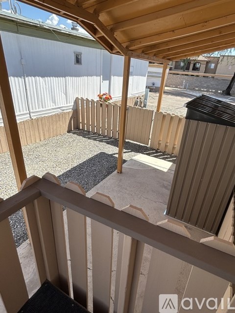 5920 South Fontana Avenue 2 Beds Apartment for Rent