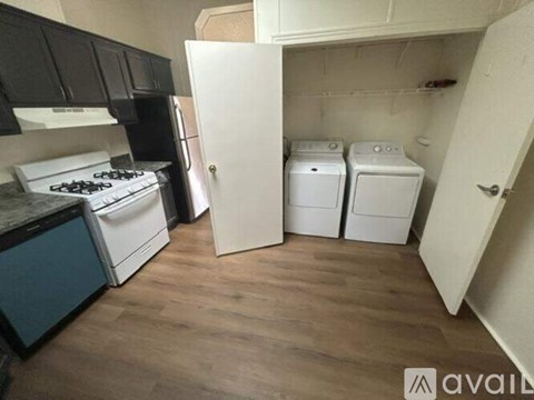 4315 Cook St 2 Beds Apartment for Rent