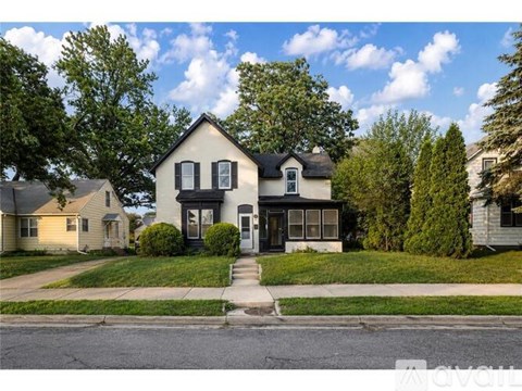 314 Wilson Ave SE 4 Beds Apartment for Rent
