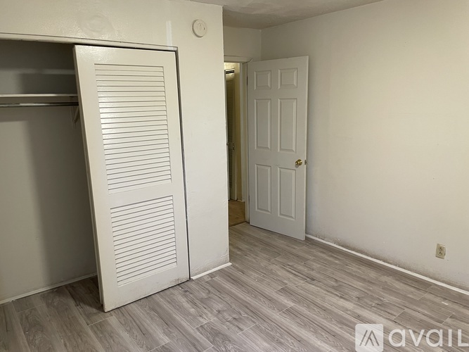 4837 Northland Ave 1 Apartment for Rent - Photo gallery 5