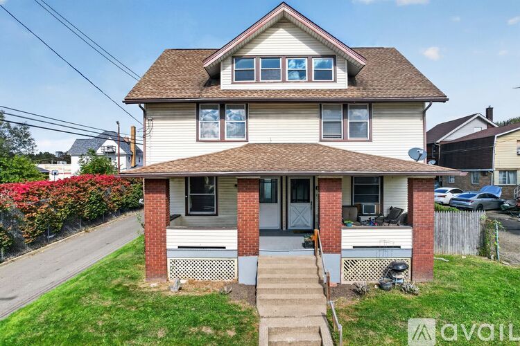 815 18th St NW 3 Beds Apartment for Rent - Photo gallery 1