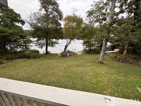 27 Shore Drive 3 Beds Apartment for Rent