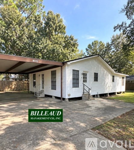 104 Dianne St 3 Beds Apartment for Rent