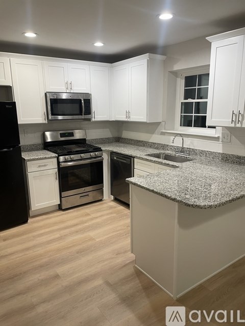 2478 Hillendale Dr 2 Beds Apartment for Rent