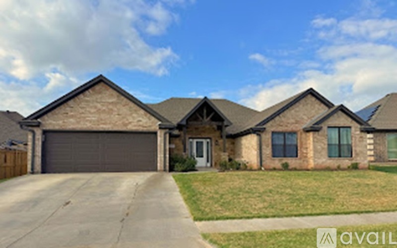 1724 Shoal Creek Dr 4 Beds Single Family Home for Rent - Photo gallery 1