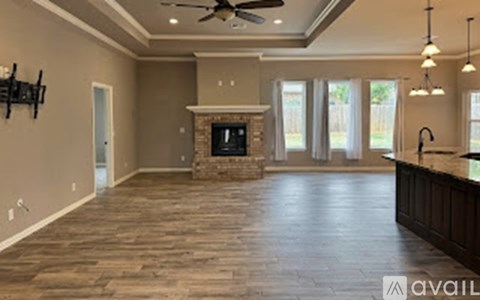 1724 Shoal Creek Dr 4 Beds Apartment for Rent