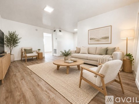 1100 S Broadway 1 Apartment for Rent