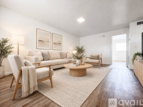 1100 S Broadway 1 Apartment for Rent