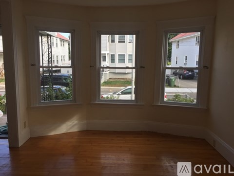 42 Dartmouth St 3 Beds Apartment for Rent