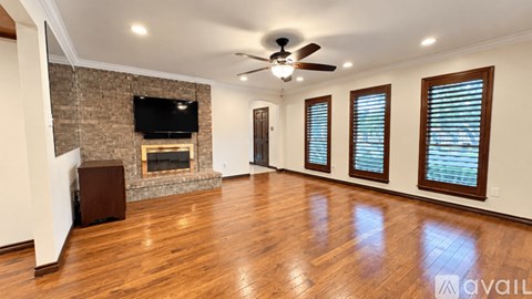 15327 Pebble Sound 4 Beds Apartment for Rent