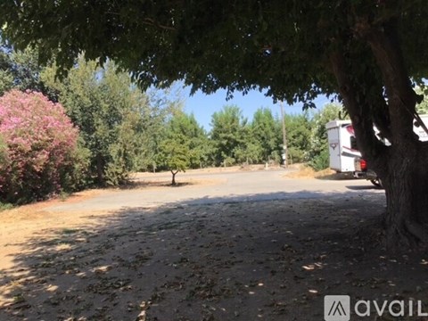 527 Canal School Road 5 Beds Apartment for Rent