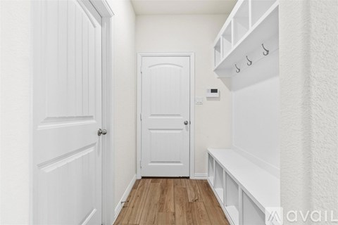 788 Brookside Drive 4 Beds Apartment for Rent