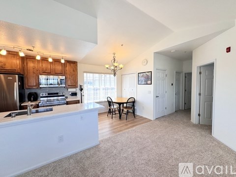3860 South Dayton Street 2 Beds Apartment for Rent