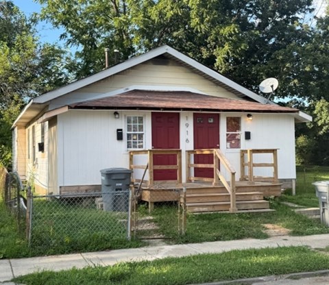 1914 E. Maryland Street 3 Beds Apartment for Rent