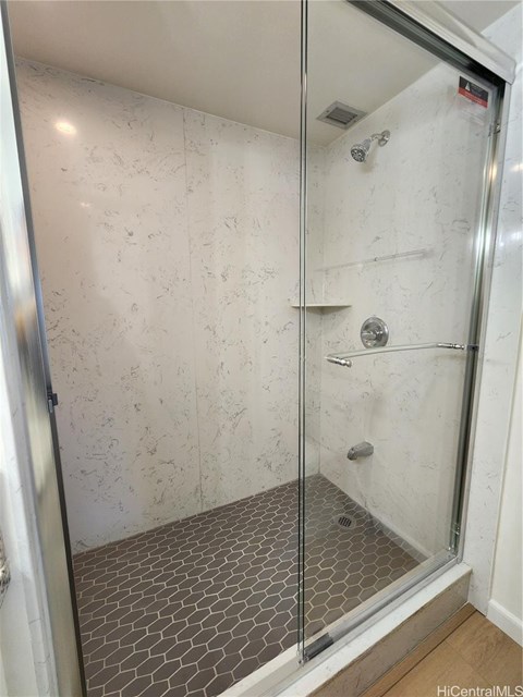 1750 Kalakaua Avenue 2 Beds Apartment for Rent