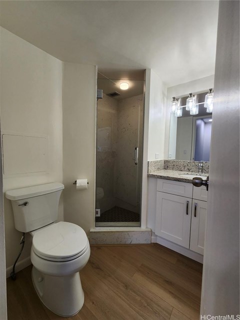 1750 Kalakaua Avenue 2 Beds Apartment for Rent