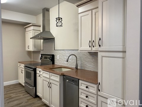 1 Brown Ave 2 Beds Apartment for Rent