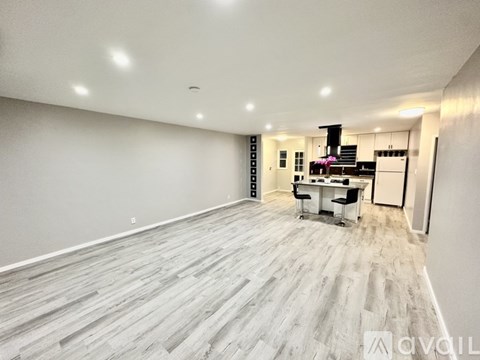 1243 North Cordova Street 2 Beds Apartment for Rent
