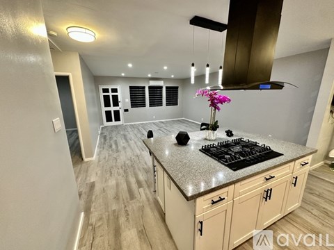 1243 North Cordova Street 2 Beds Apartment for Rent