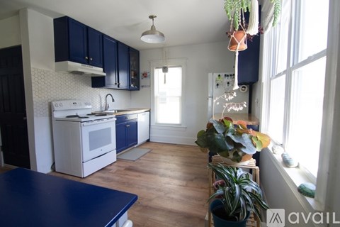314 Winton Rd N 2 Beds Apartment for Rent
