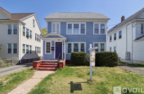 25 Winnett Street 3 Beds Apartment for Rent