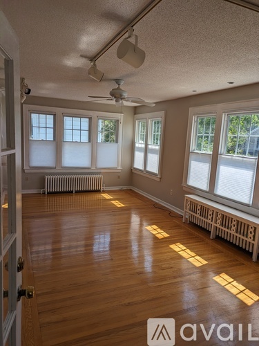 25 Winnett Street 3 Beds Apartment for Rent - Photo gallery 3