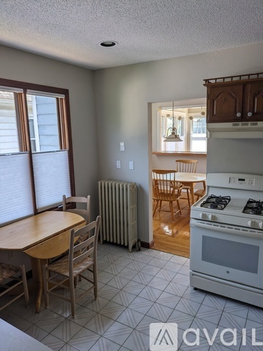 25 Winnett Street 3 Beds Apartment for Rent - Photo gallery 5