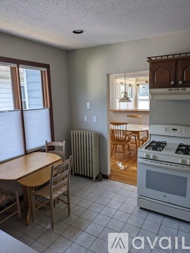25 Winnett Street 3 Beds Apartment for Rent
