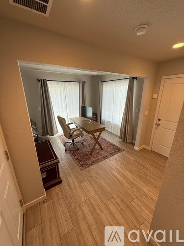 5828 Thurless Lane 3 Beds Apartment for Rent
