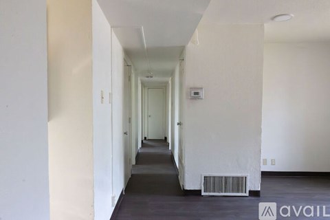 713 South 10Th Street 4 Beds Apartment for Rent