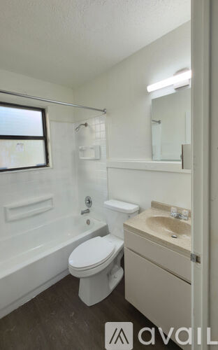 713 South 10th Street 1 Townhouse for Rent - Photo gallery 1