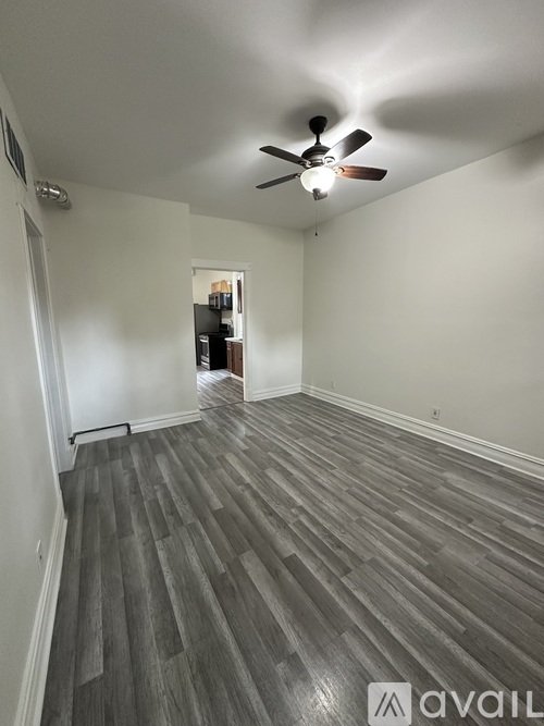3013 South Kolin Avenue 3 Beds Apartment for Rent - Photo gallery 2