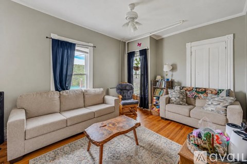 35 Jackson St 2 Beds Apartment for Rent