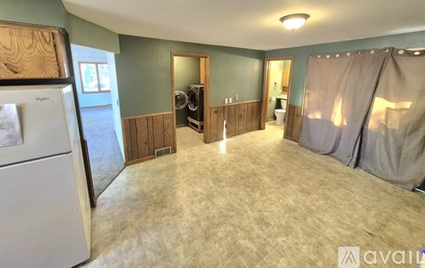 702 17Th St S 3 Beds Apartment for Rent