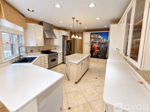 10178 Park Edge Dr 5 Beds Apartment for Rent